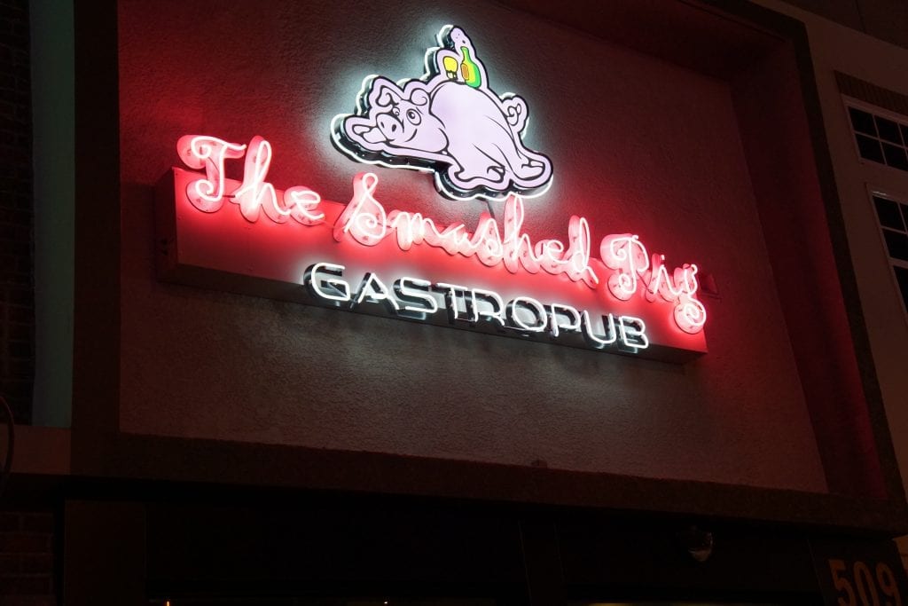 Smashed Pub Oasis Eats Review - The Smashed Pig Gastropub